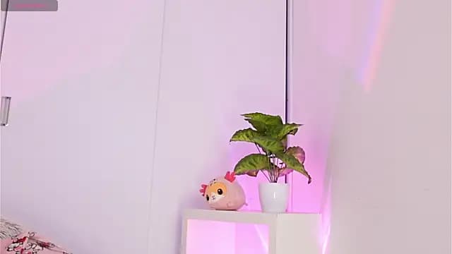 Evelynnee live cam
