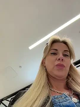 LisaMurr live cam