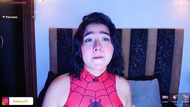sweet_dollLilith live cam