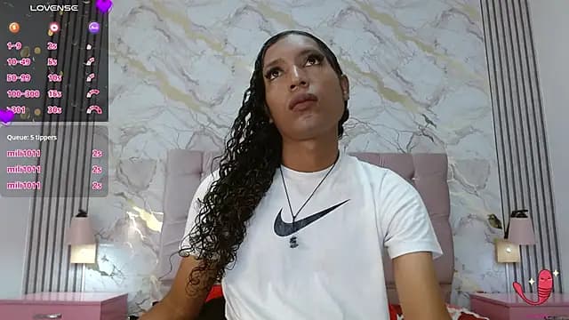 Mia_Hiills live cam