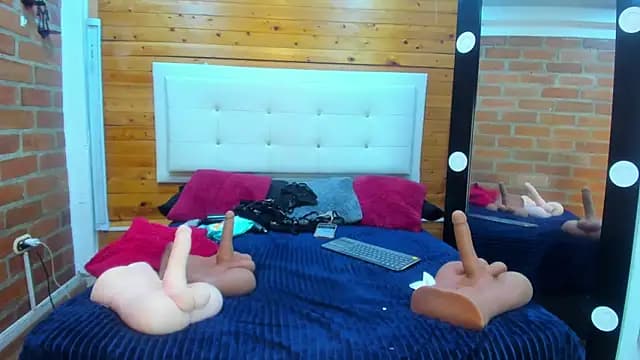 Dulcex69 live cam