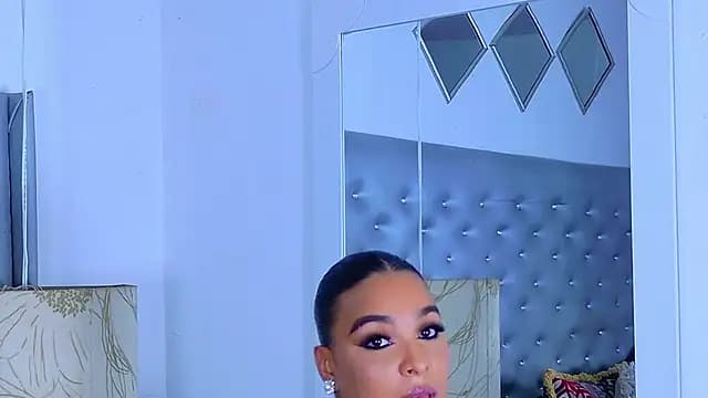 EileenBenzon live cam