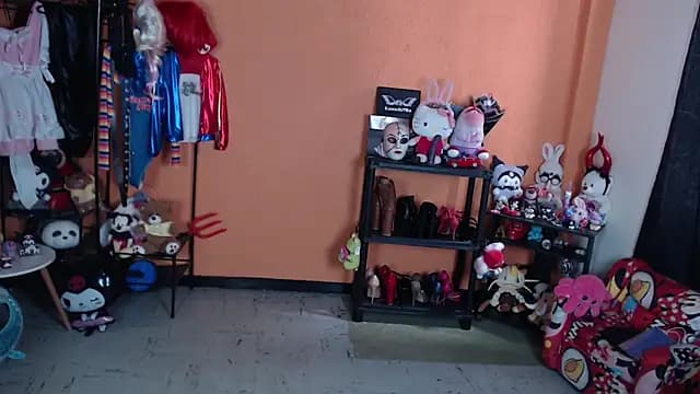 MissMiia2 live cam