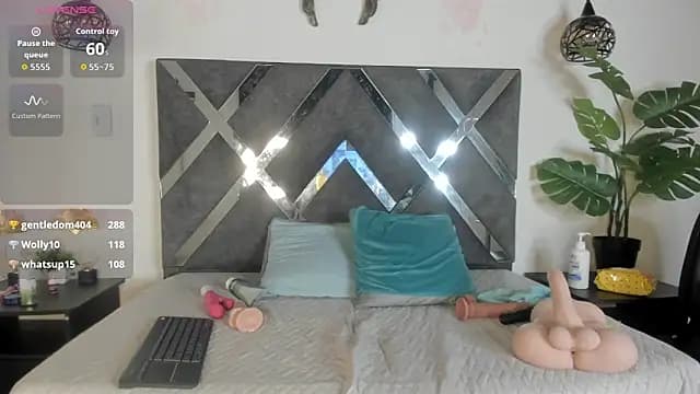 erika_222 live cam