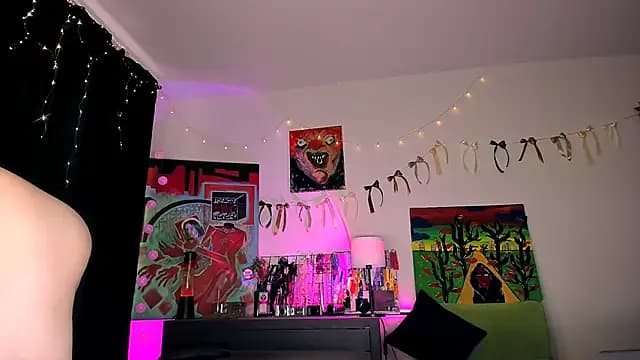 Felicia_Bri live cam