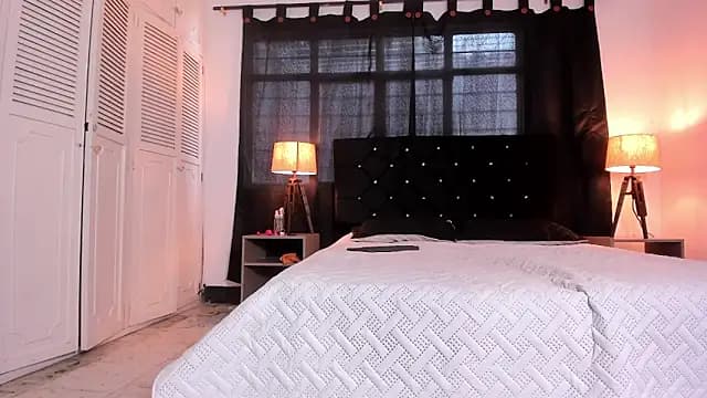YasiryCoper live cam