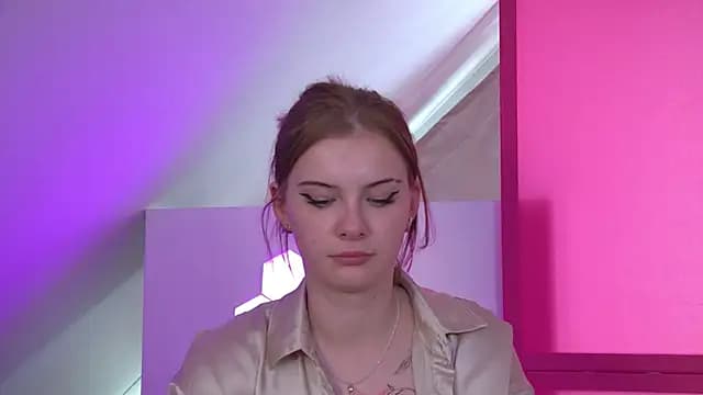 NicoleNorton live cam on Stripchat