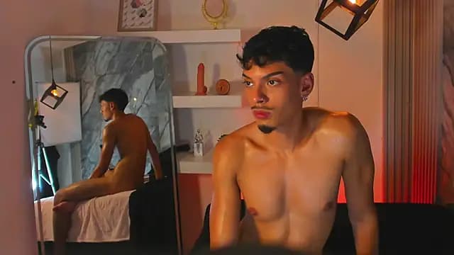 AlexLaurent live cam
