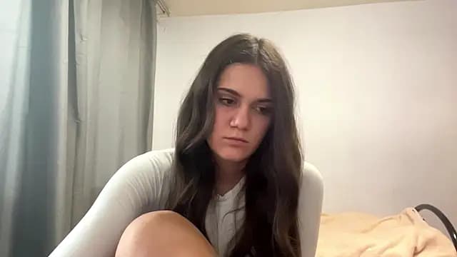 MaryRaven live cam