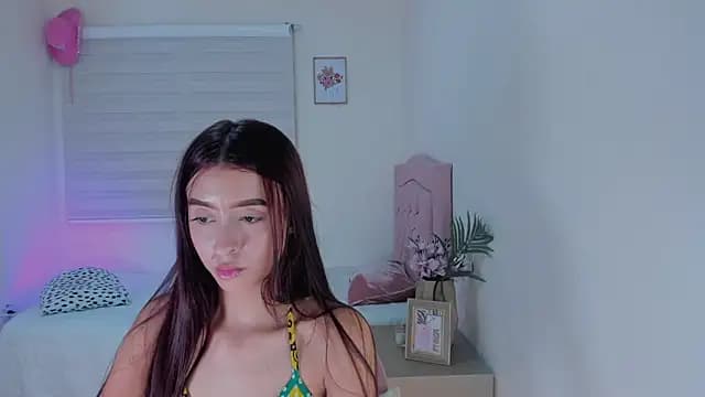 Mara_Galle live cam