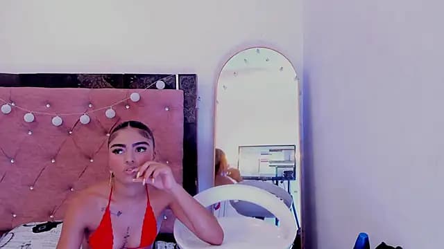 Alaia2 live cam
