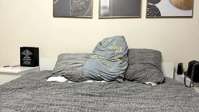 KiraJaydes live cam
