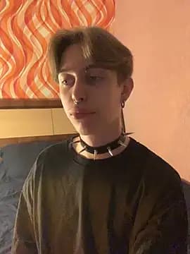dark_noir_ live cam on Stripchat