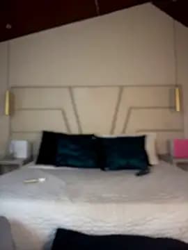 Miss_ary live cam