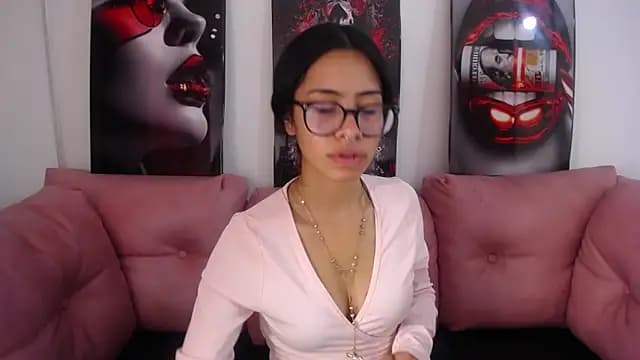 Miahotcs1 live cam