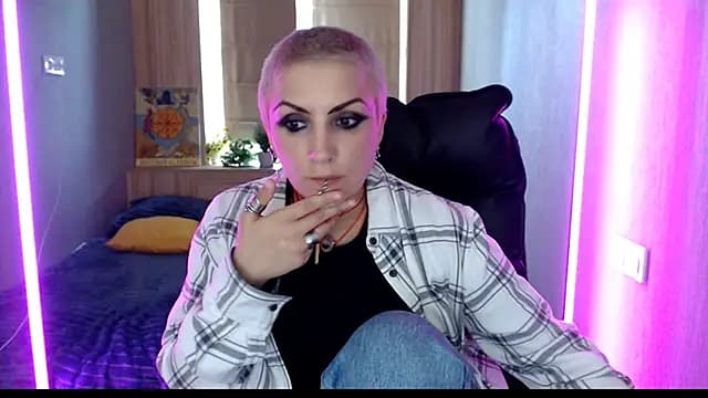 Sweet-n-Strong live cam