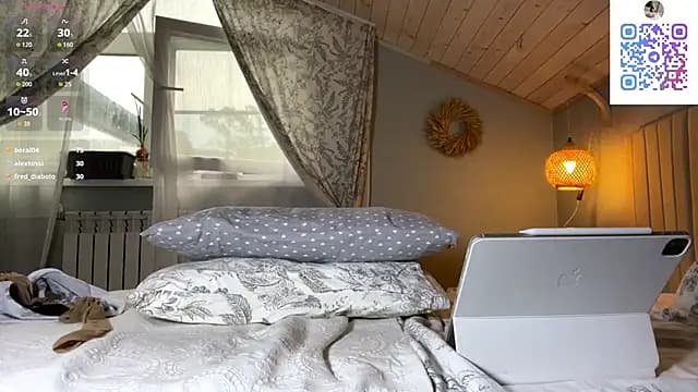oliviakiiss live cam