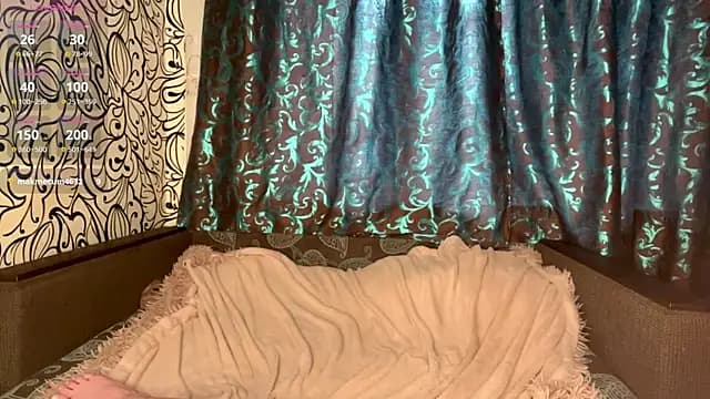 CrystalMuze live cam