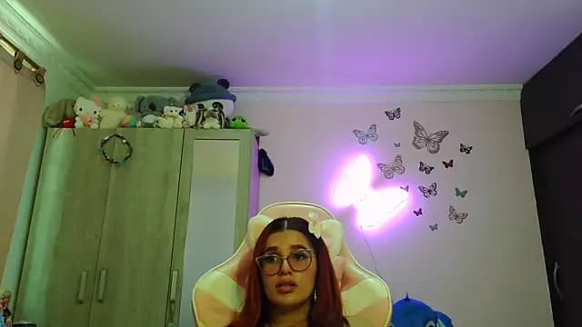 caroline_jonson live cam