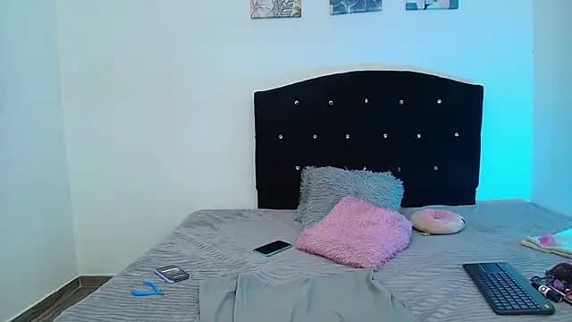 Miaaa_Velvet live cam