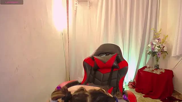 AuroraRojas_ live cam