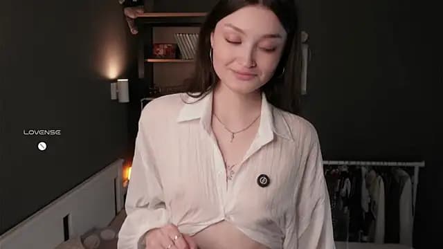 GussieGoold live cam