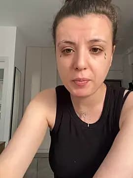 bunnythetailor live cam