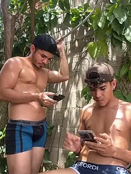 hotboys1924 live cam on Stripchat