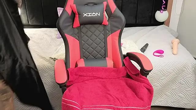 LiaMonroee_ live cam