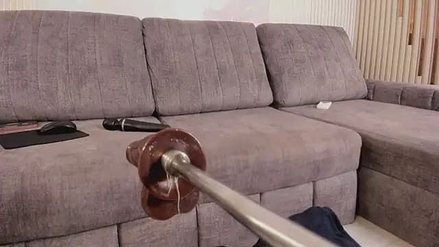 NhoanBrunette live cam