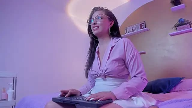 Lenna_Phillips live cam