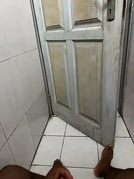 Black-mamba-madingo live cam