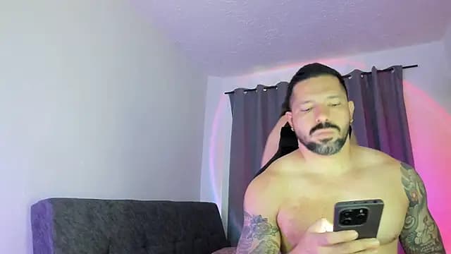 FreeLoveCouple live cam