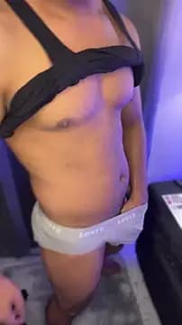 DarkMuscleBoyX live cam