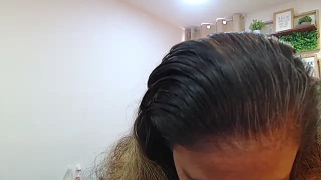 sasi_luna live cam