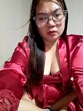 Safiyawild69 live cam