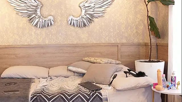Luxa_Velvet live cam
