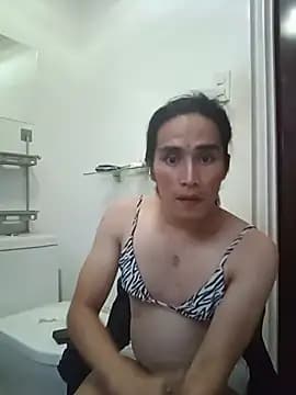 HornyKerujieTrans live cam