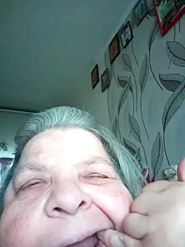 MartaMia68 live cam