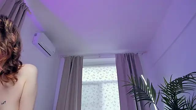 EstellaZion live cam