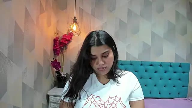LindaBreeS live cam