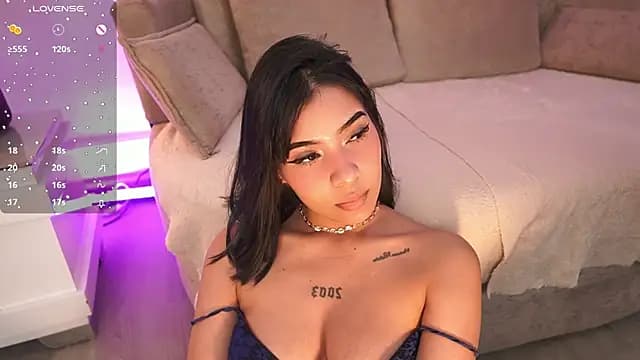 MaddyWattson live cam