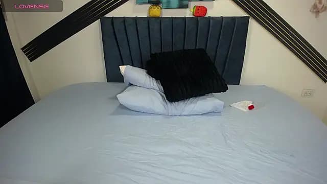 Tamytrickss1 live cam
