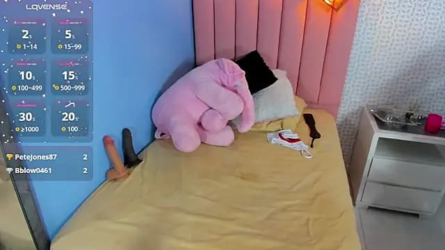 KAROLAGREY live cam