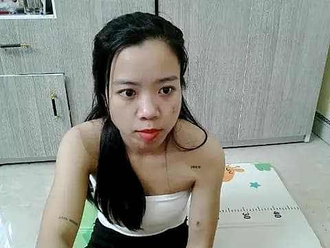 Nellid079 live cam