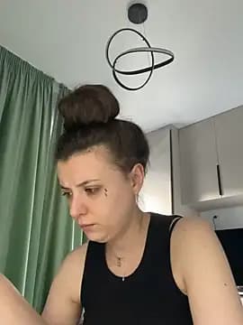 bunnythetailor live cam