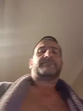 DanTrov79 live cam