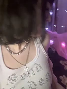 virusDoll live cam