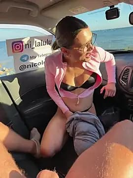 Nicoleevien live cam