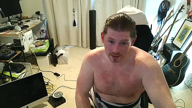 9VOLTT live cam